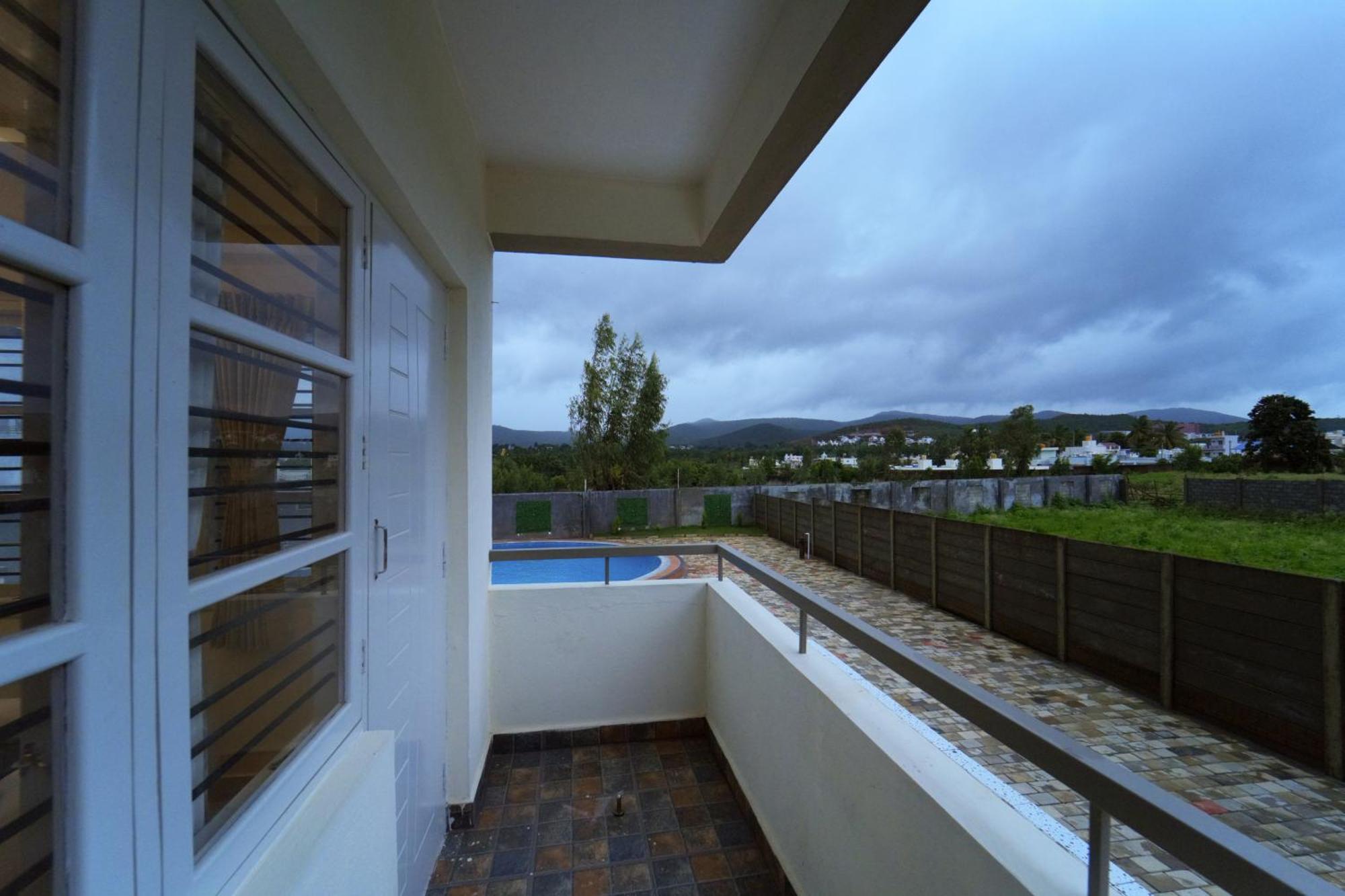 Signature Homes Luxury Service Apartment จิกมากาลูร์ ภายนอก รูปภาพ