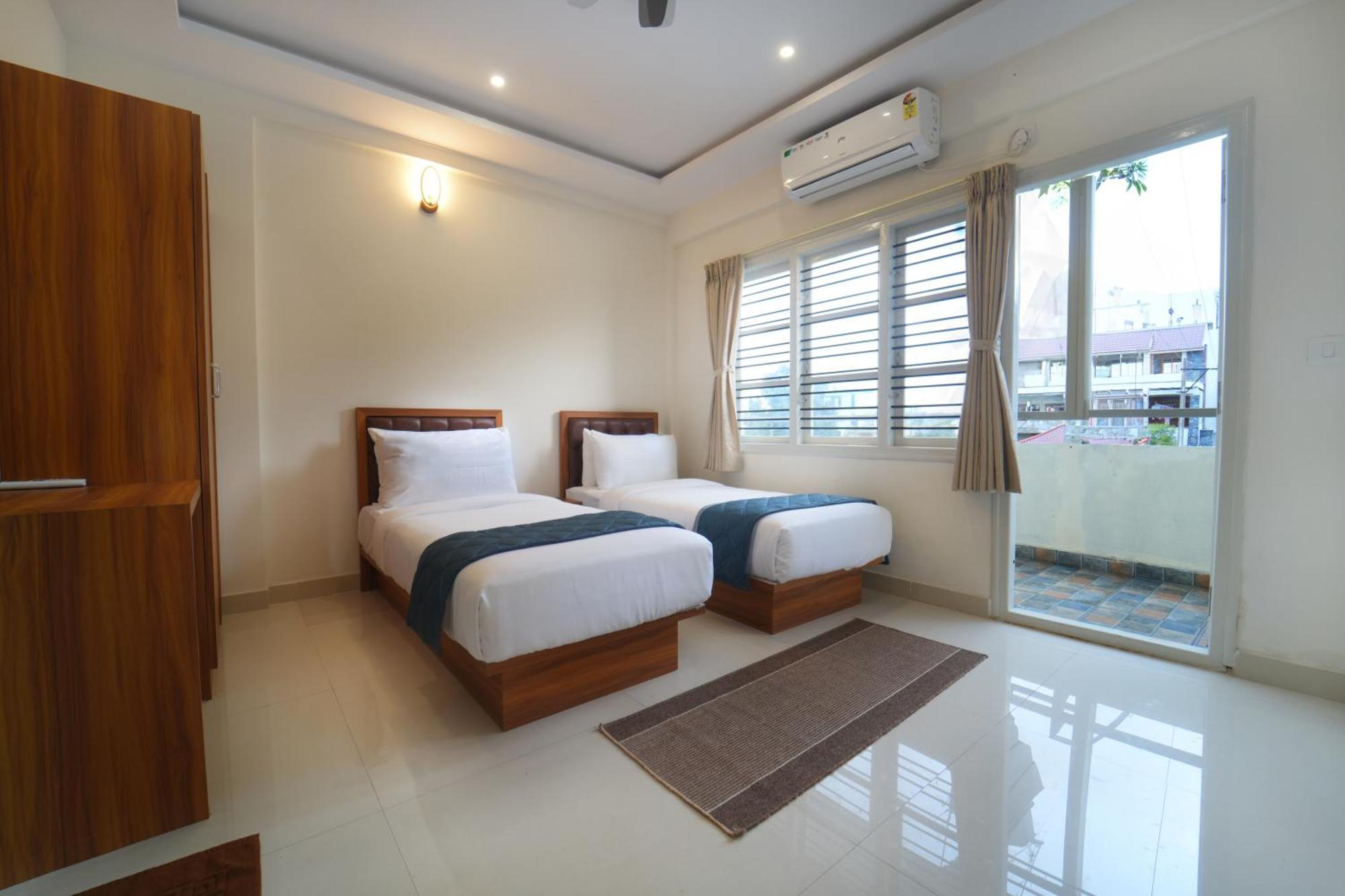 Signature Homes Luxury Service Apartment จิกมากาลูร์ ภายนอก รูปภาพ