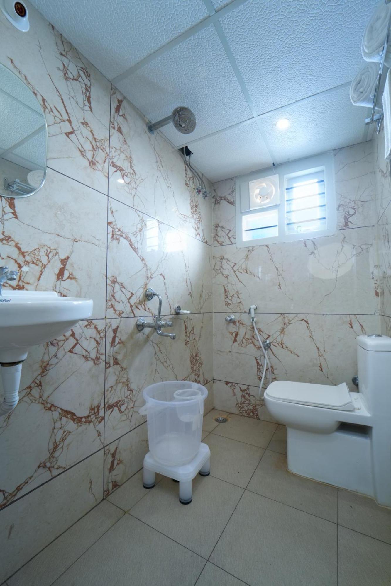 Signature Homes Luxury Service Apartment จิกมากาลูร์ ภายนอก รูปภาพ
