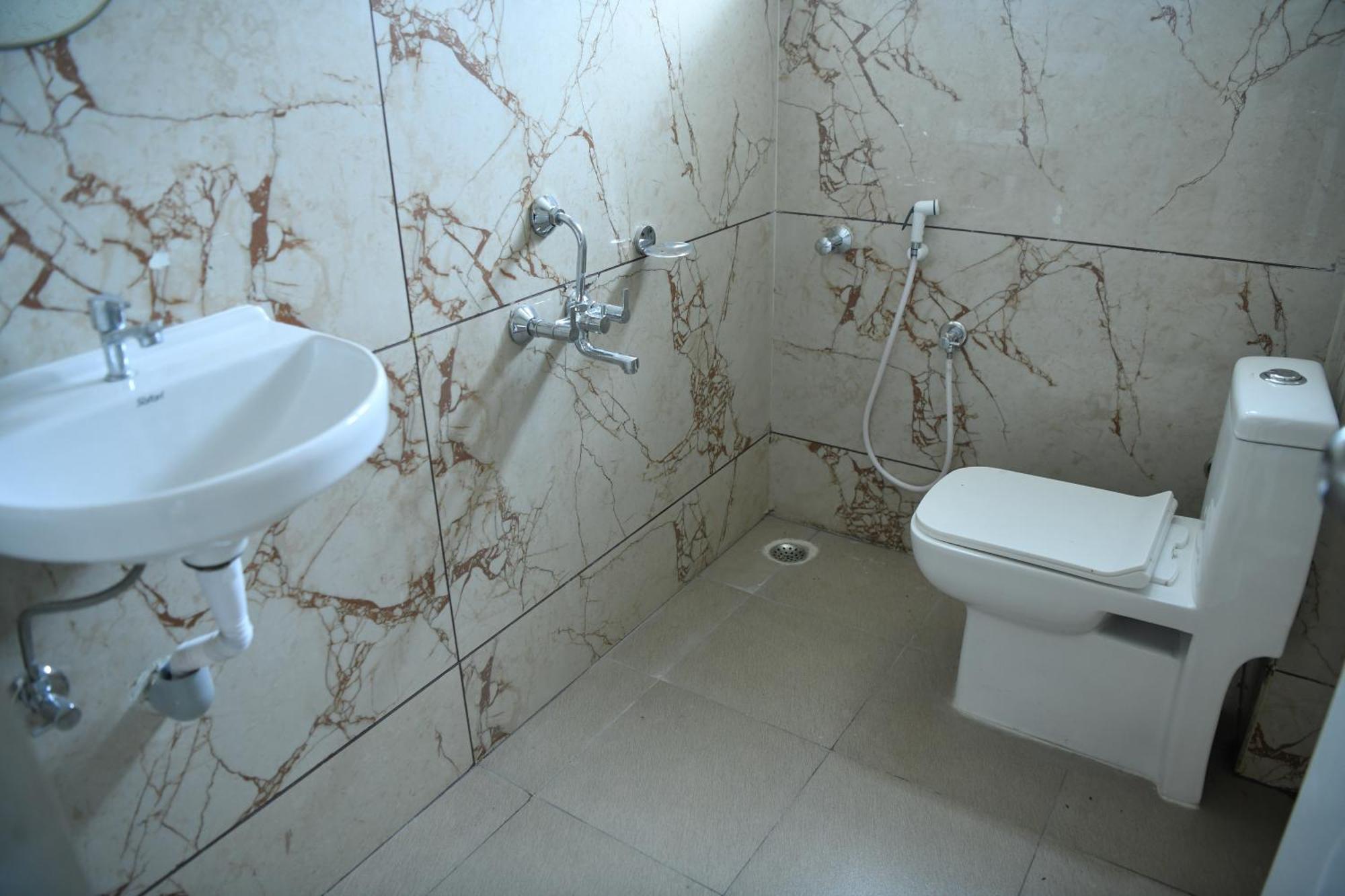 Signature Homes Luxury Service Apartment จิกมากาลูร์ ภายนอก รูปภาพ