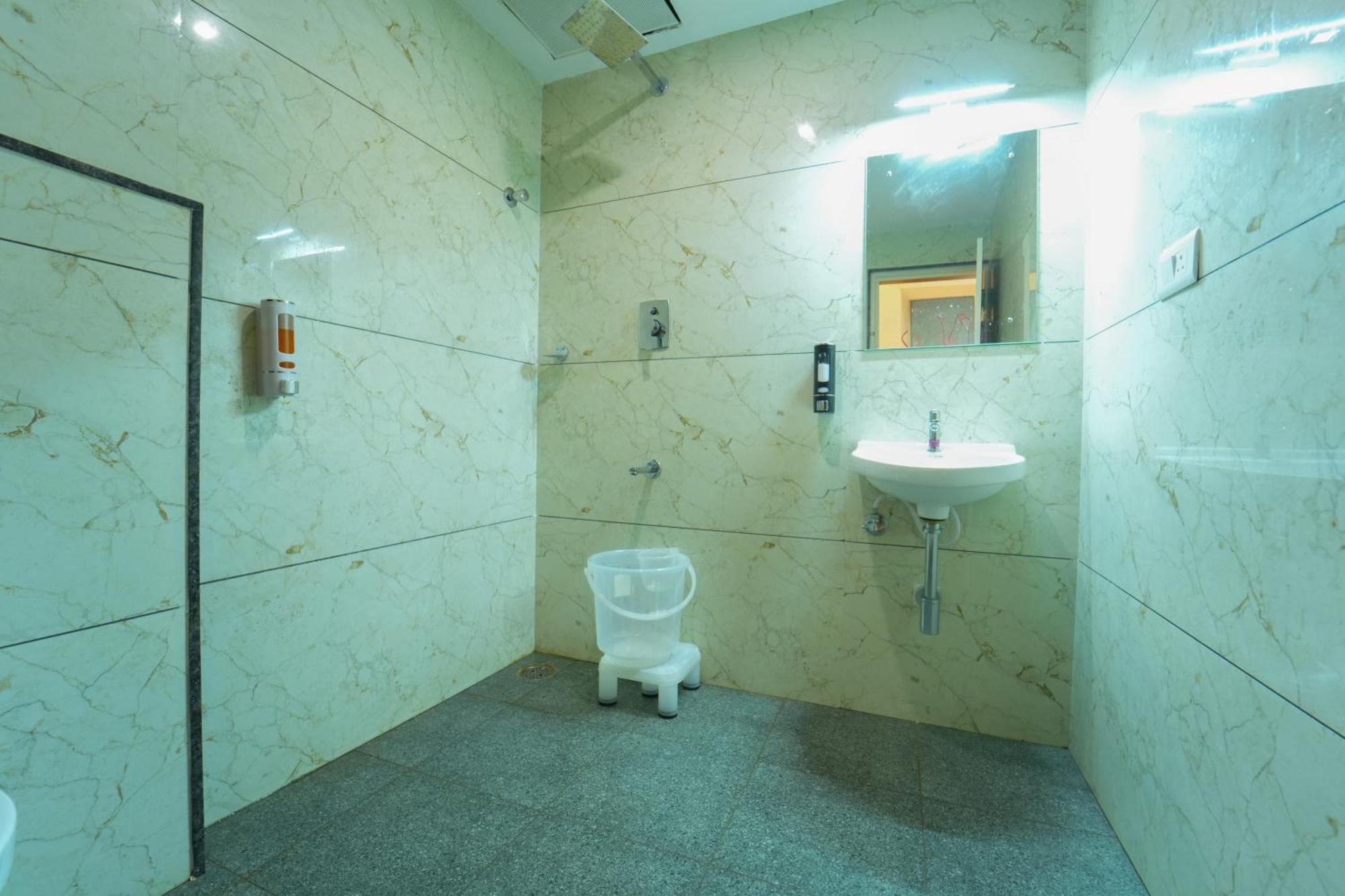Signature Homes Luxury Service Apartment จิกมากาลูร์ ภายนอก รูปภาพ